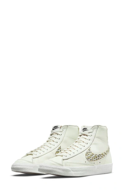 Nike Blazer Mid '77 Se High-top Sneakers In White