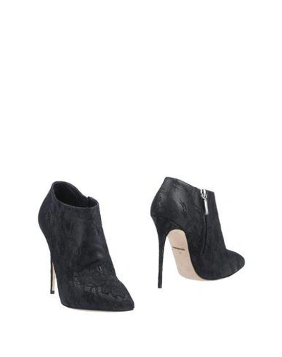 Dolce & Gabbana Ankle Boot In Black