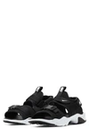 Nike Canyon Sandal 男子轻便透气耐磨防滑运动凉鞋 In Black/ White/ Black