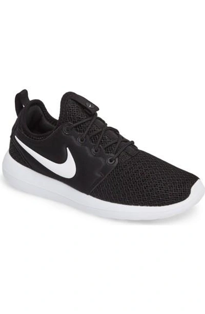 Nike Roshe Two Sneaker In Black/ White