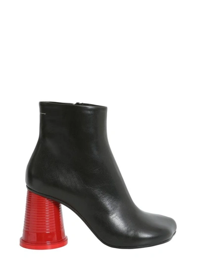 Mm6 Maison Margiela Tabi Leather Ankle Boots In Nero