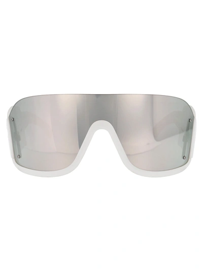 Gcds Gd0001 Sunglasses In White