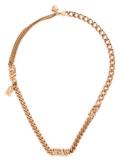 Versace Greek Motif Short Chain Necklace W/charm In 골드
