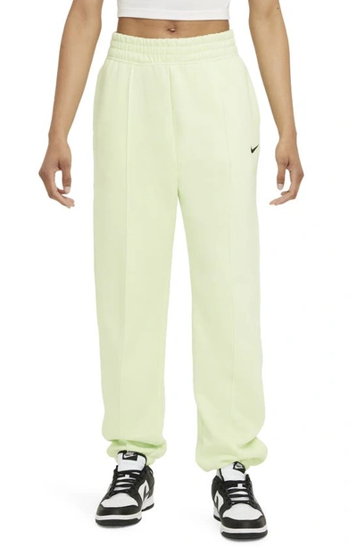 Nike Sportswear Essential Fleece Pants In Lime Ice/ Black