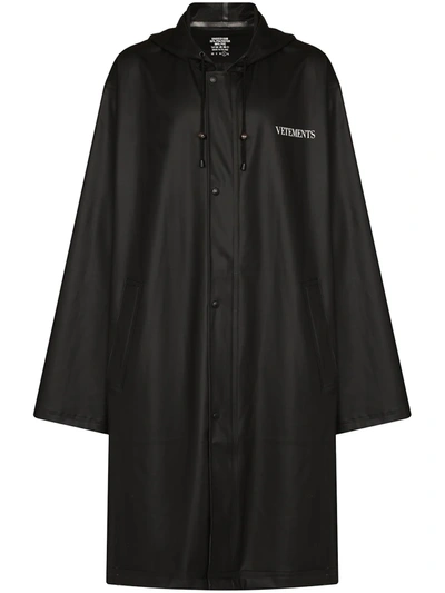 Vetements Gothic Logo Oversized Raincoat In Black