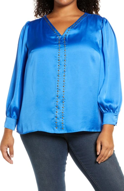Vince Camuto Plus Studded V Neck Top In Aegean Sea