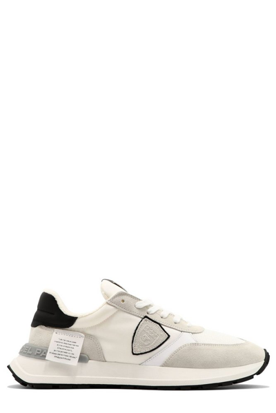 Philippe Model Paris Antibes Trainers In White Suede And Fabric