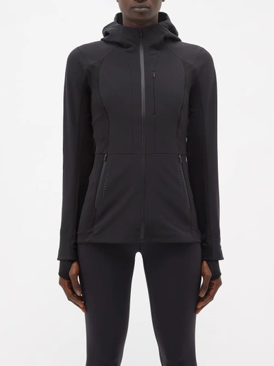 Lululemon Cross Chill Hooded Running Jacket In Schwarz