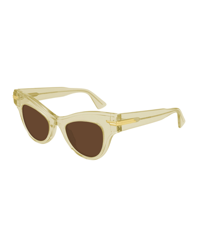 Bottega Veneta Acetate Cat-eye Sunglasses In 707 Transparent Y