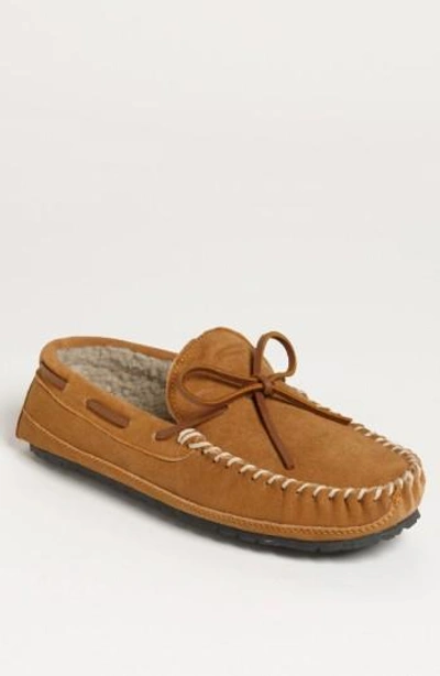 Minnetonka 'casey' Slipper In Cinnamon Suede