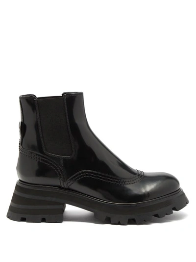 Alexander Mcqueen Wander Exaggerated-sole Leather Chelsea Boots In Black