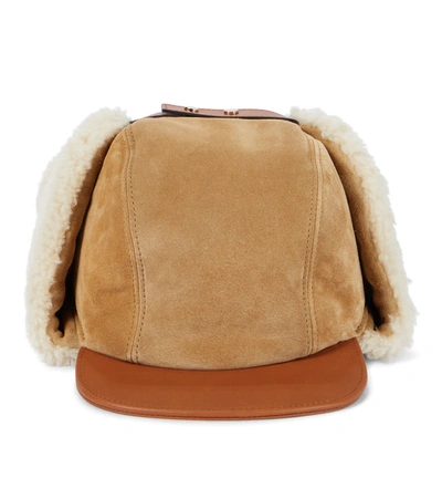 Chloé Leather-trimmed Suede And Shearling Hat In Neutrals