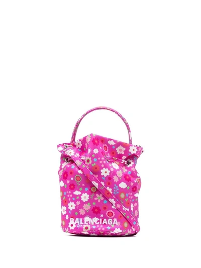 ショルダーバッグ BALENCIAGA WHEEL DRAWSTRING BUCKET BAG Balenciaga Wheel Drawstring Xs Bucket Bag - Black | Editorialist