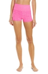 Alo Yoga Aura Bike Shorts In Neon Pnk Heather