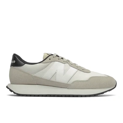 New Balance 237 In Timberwolf With Sea Salt