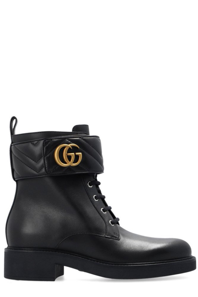 Gucci Logo-plaque Ankle Boots In Black