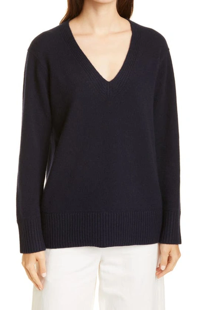 Vince Ribbed V-neck Cashmere Tunic Sweater In Blue