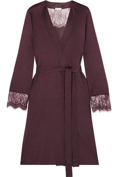 Hanro Estelle Lace-paneled Modal And Silk-blend Jersey Robe In Burgundy