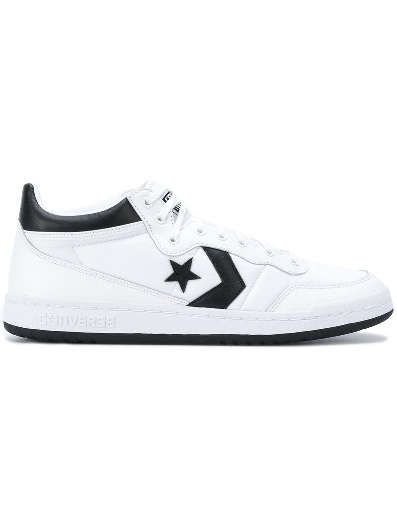 converse lace up