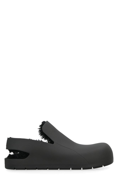 Puddle rubber sandals in black - Bottega Veneta