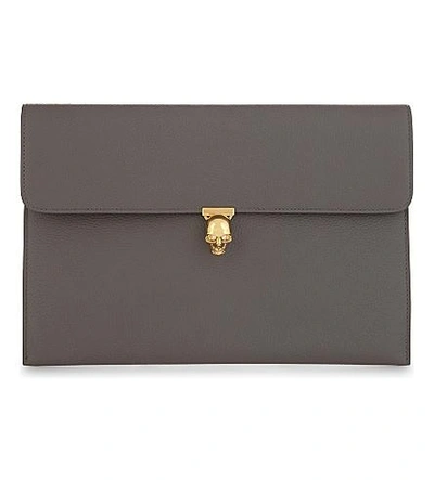 Alexander Mcqueen Skull Clasp Leather Pouch In Graphite Gold