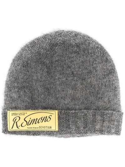 Raf Simons Logo-patch Knitted Beanie In Grey