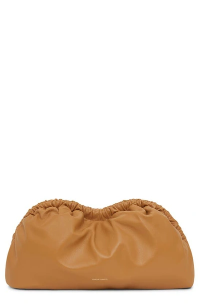 Mansur Gavriel Cloud Lambskin Clutch In Caramel