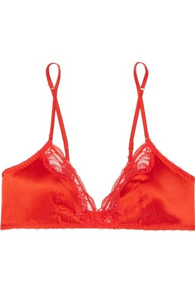 Stella Mccartney Eloise Enchanting Lace-trimmed Stretch-silk Soft-cup Bra In Red