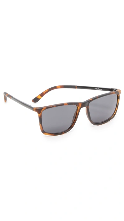 Le Specs Tweedledum Sunglasses In Matte Tort/matte Black/smoke