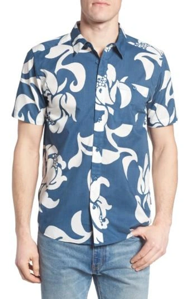 Patagonia 'go To' Slim Fit Short Sleeve Sport Shirt In Exotic Floral Glass Blue