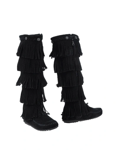 Minnetonka Knee Boots In Black