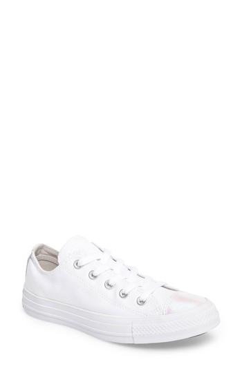 chuck taylor all star seasonal leather low top