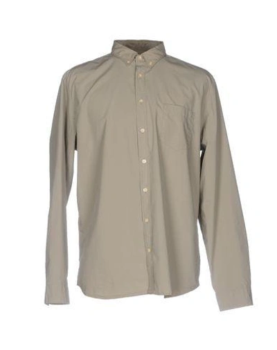 Closed Solid Color Shirt In Grey
