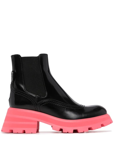 Alexander Mcqueen Wander Contrast-sole Chelsea Boots In Black