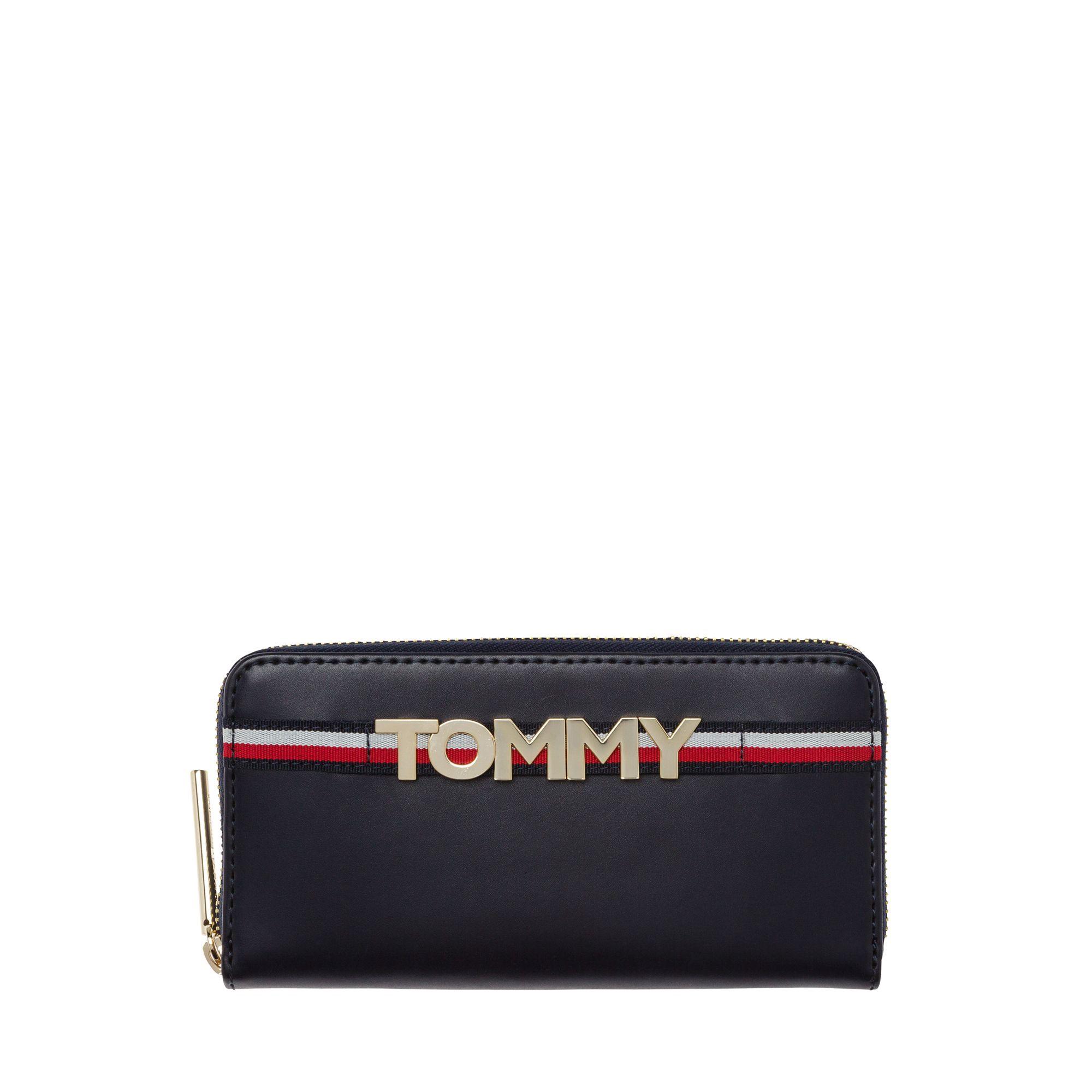 tommy long wallet