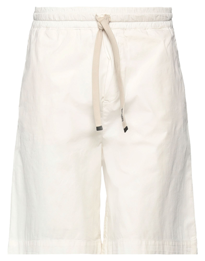 Haikure Man Shorts & Bermuda Shorts White Size 35 Cotton, Elastane