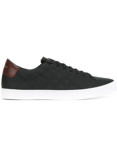 Burberry Classic Lace Up Sneakers In Black