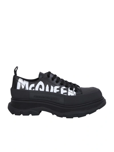 Alexander Mcqueen Leather Lace-up Sneakers In White,black