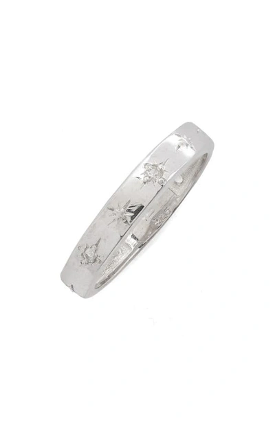 Anzie Starburst Band Ring In White Silver