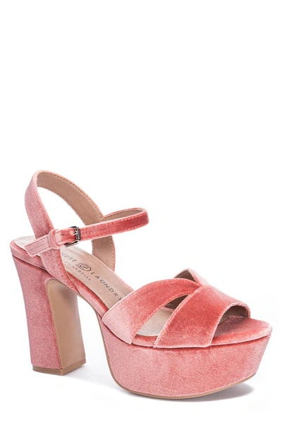 Chinese Laundry Daydreamer Velvet Platform Sandals In Rose