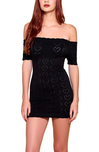 Hauty Women's Rayanne Seamless Off Shoulder Chemise With Heart Patterns In Black