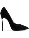 Casadei Classic Pointed Pumps In Black