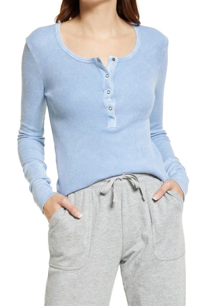 Splendid Classic Thermal Henley In Dusty Blue