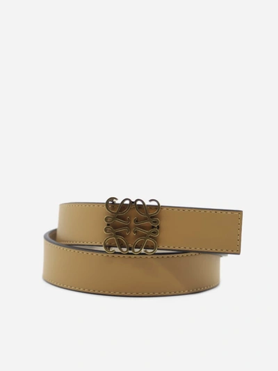 Loewe Anagram-buckle Leather Belt In Warm Desert/light Oat/bronze