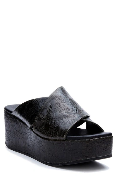 Matisse Holden Platform Slide Sandal In Black