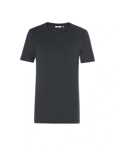 Minimum T-shirts In Black