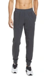 Alo Yoga Co-op Pocket Tapered Joggers In Anthracite