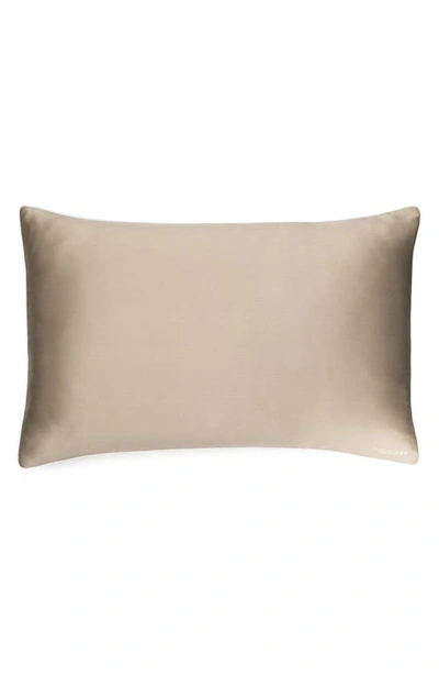 Iluminage Skin Rejuvenating Pillowcase In Gold