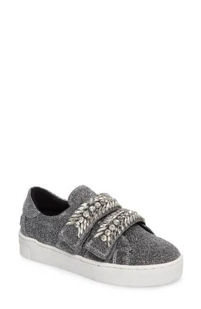 【ＳＵＥＣＯＭＭＡ ＢＯＮＮＩＥ】Pearl sneakers silver Suecomma Bonnie Crystal Embellished Sneaker In Silver | ModeSens