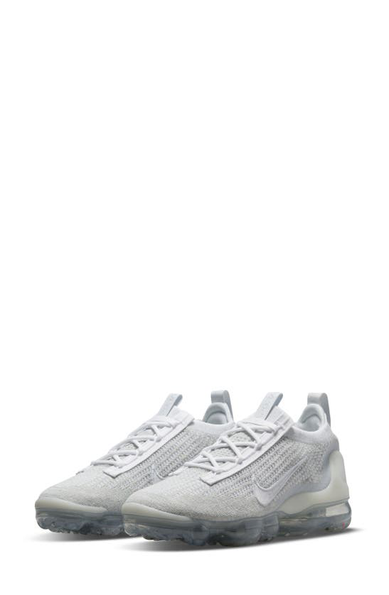 Nike Air Vapormax 2021 Fk Sneaker In White/ White/ Pure Platinum | ModeSens